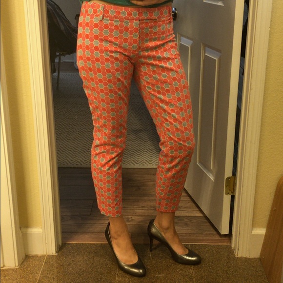 GAP Pants - GAP Slim Cropped Geometric Print Capris